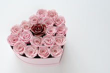 QUEEN OF HEARTS (SOLD OUT)